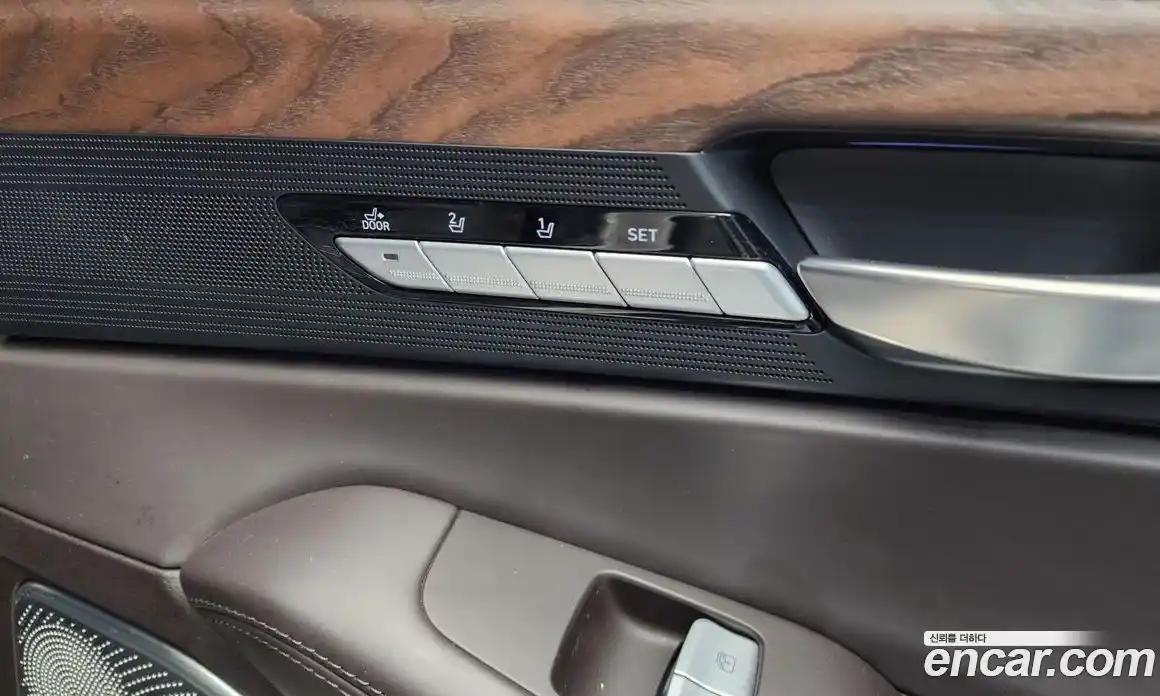 Genesis G90 2019 5.0 Автомат в Москве № 27357, фото 6