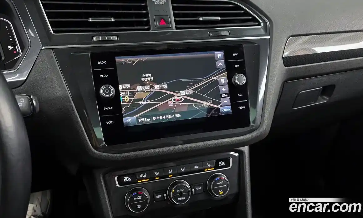 Volkswagen Tiguan 2020 2.0 Автомат в Москве № 276340, фото 1