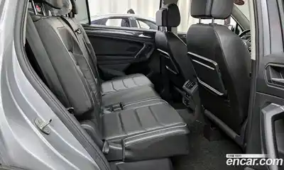 Volkswagen Tiguan 2020 2.0 Автомат в Москве № 276340, миниатюра 11