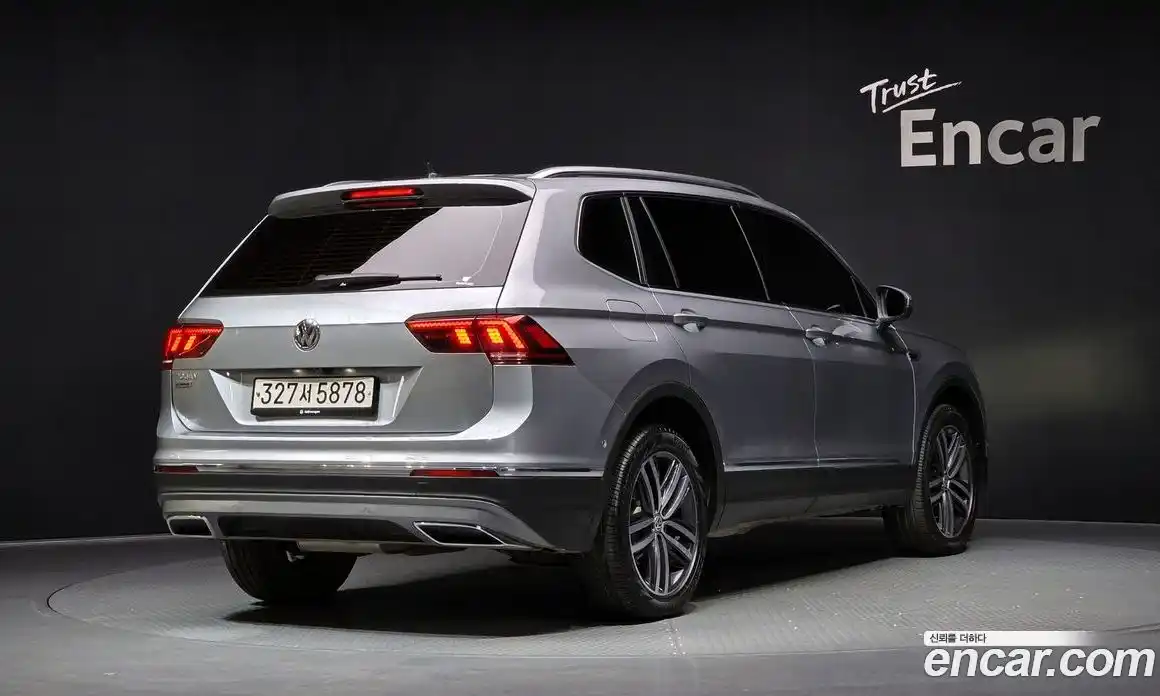 Volkswagen Tiguan 2020 2.0 Автомат в Москве № 276340, фото 17