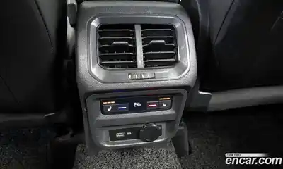 Volkswagen Tiguan 2020 2.0 Автомат в Москве № 276340, миниатюра 5