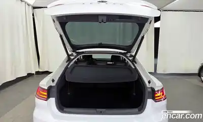 Volkswagen Arteon 2019 2.0 Автомат в Москве № 277096, миниатюра 11