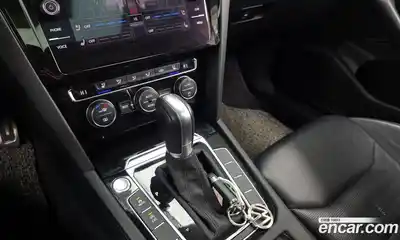 Volkswagen Arteon 2019 2.0 Автомат в Москве № 277096, миниатюра 12
