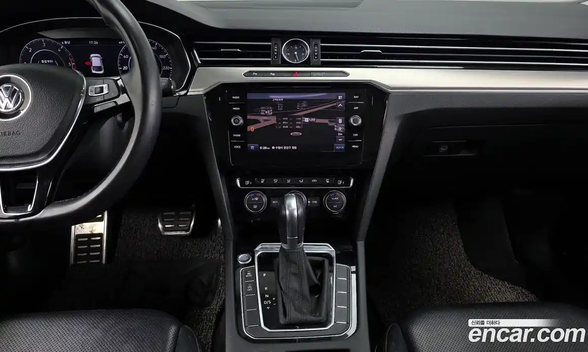 Volkswagen Arteon 2019 2.0 Автомат в Москве № 277096, фото 15