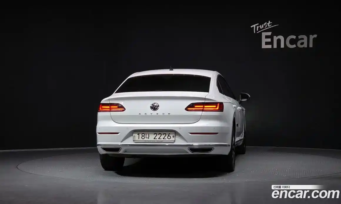 Volkswagen Arteon 2019 2.0 Автомат в Москве № 277096, фото 16