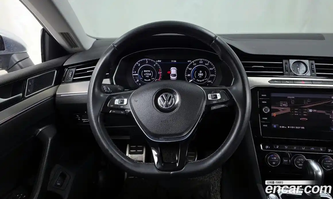 Volkswagen Arteon 2019 2.0 Автомат в Москве № 277096, фото 17