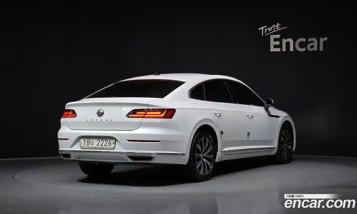 Volkswagen Arteon 2019 2.0 Автомат в Москве № 277096, фото 6