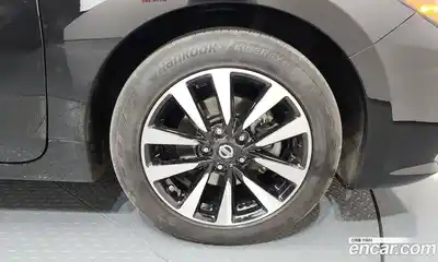Nissan Altima 2018 2.5 Автомат в Москве № 284945, миниатюра 7