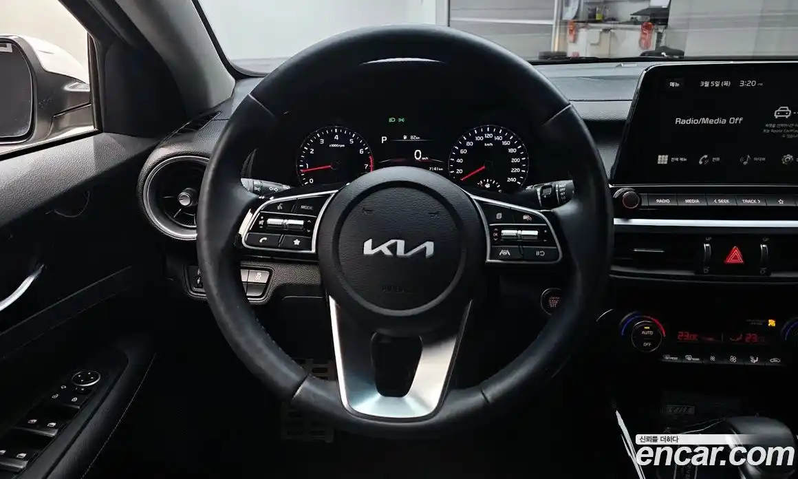 Kia K3 2023 1.6 Автомат в Москве № 285258, фото 13