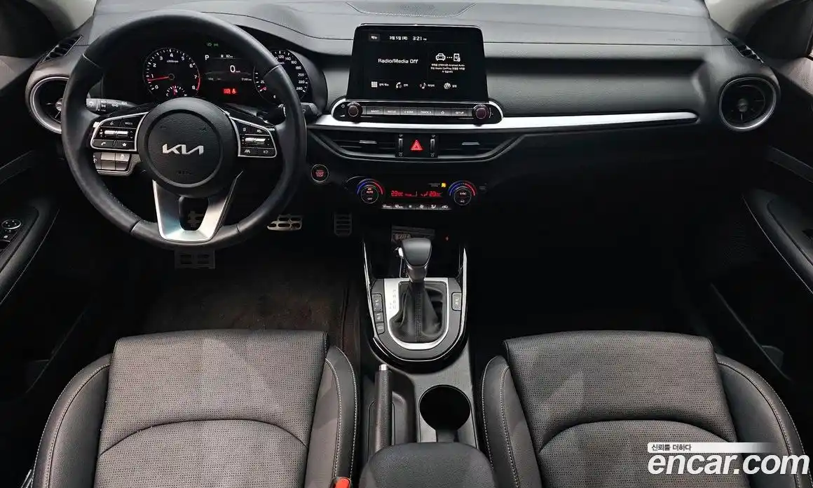 Kia K3 2023 1.6 Автомат в Москве № 285258, фото 4