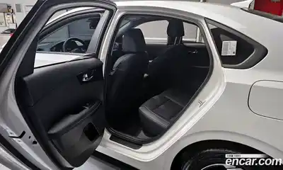 Kia K3 2023 1.6 Автомат в Москве № 285258, миниатюра 6