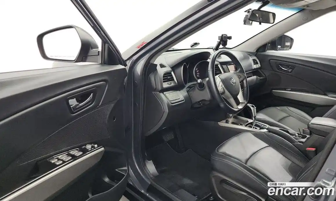 SsangYong TIBOLI 2016 1.6 Автомат в Москве № 30346, фото 15