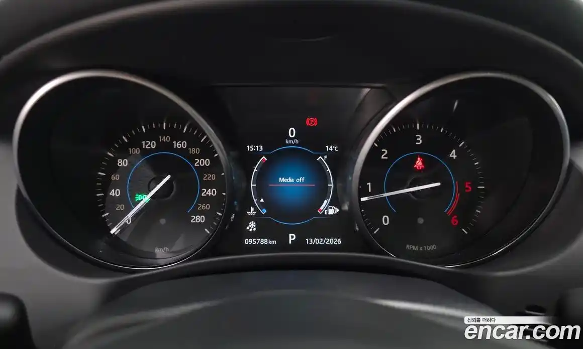 Jaguar XE 2017 2.0 Автомат в Москве № 305002, фото 17