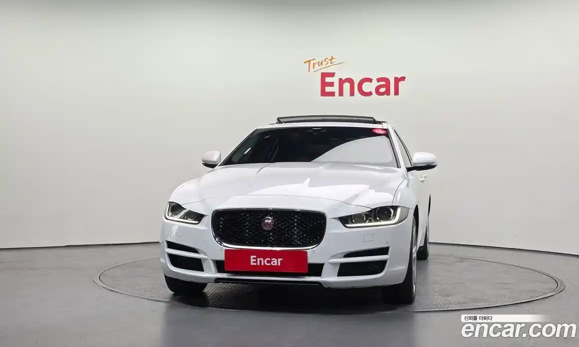 Jaguar XE 2017 2.0 Автомат в Москве № 305002, фото 18