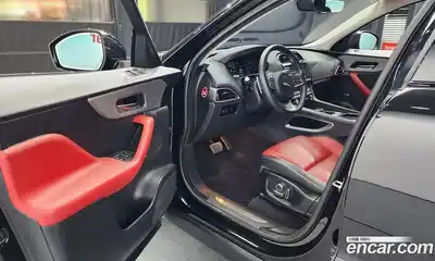 Jaguar F-Pace 2020 2.0 Автомат в Москве № 305047, миниатюра 6