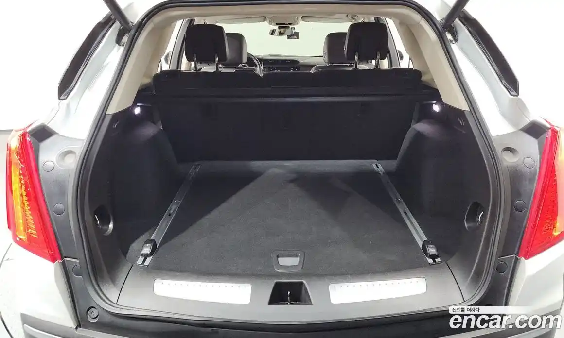 Cadillac XT5 2018 3.6 Автомат в Москве № 306805, фото 18