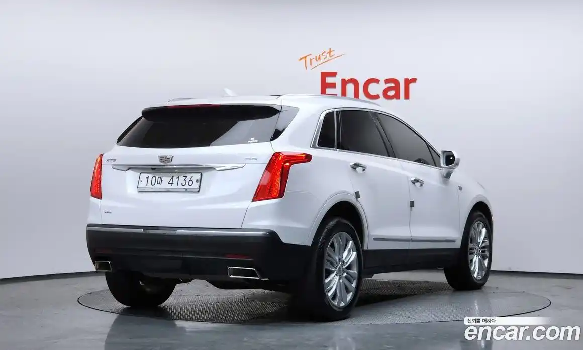 Cadillac XT5 2018 3.6 Автомат в Москве № 306805, фото 3