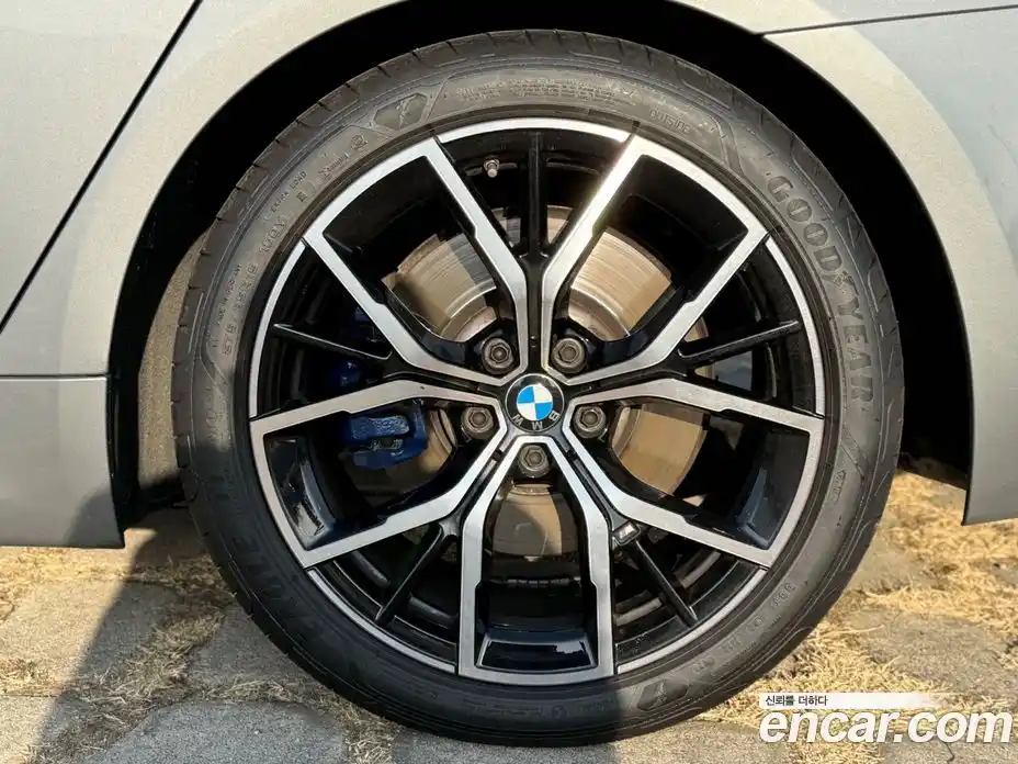 BMW 5-Series 2023 2.0 Автомат в Москве № 330631, фото 15