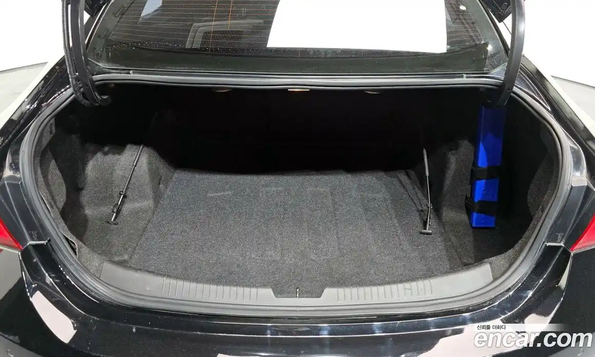 Chevrolet Malibu 2018 2.0 Автомат в Москве № 332456, фото 16