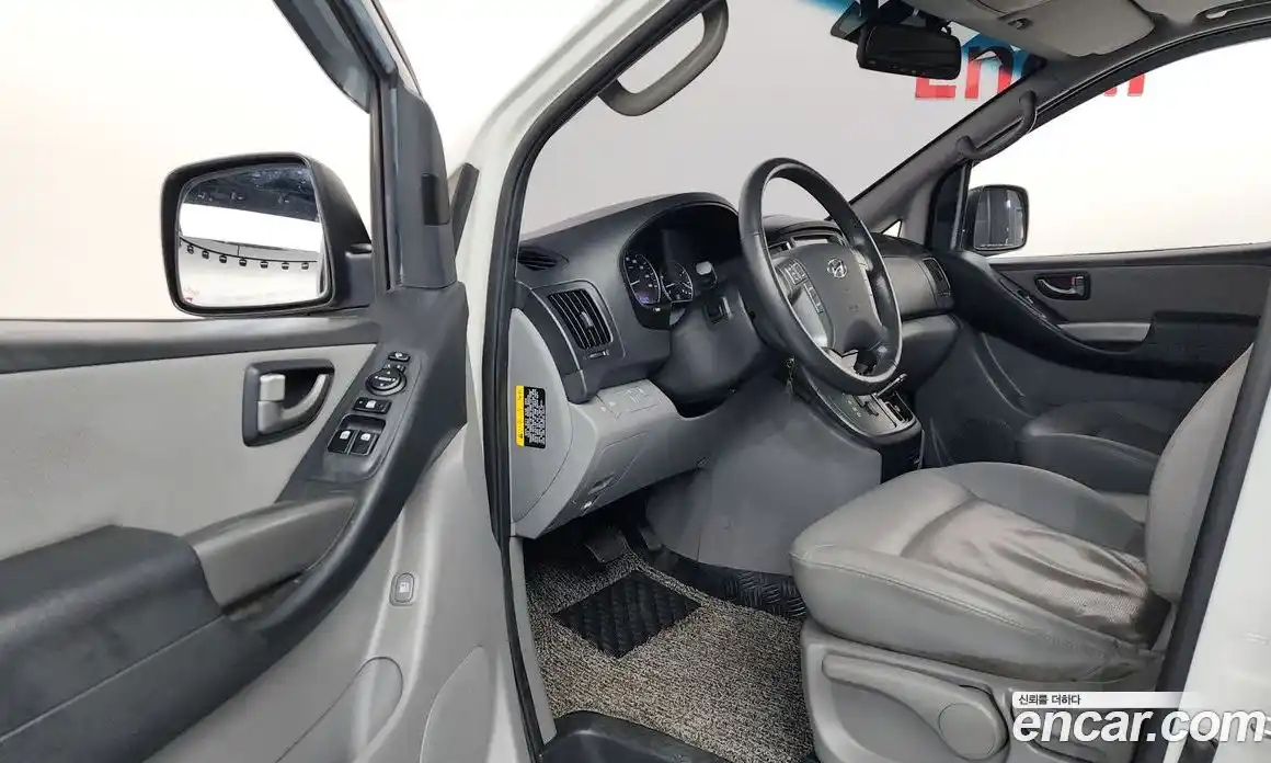 Hyundai Starex 2018 2.5 Автомат в Москве № 3325, фото 18