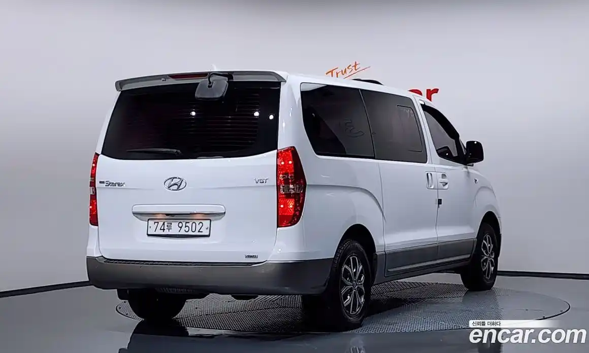 Hyundai Starex 2018 2.5 Автомат в Москве № 3325, фото 9