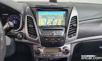 SsangYong Korando 2015 2.0 Автомат в Москве № 33821, миниатюра 11