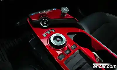 Kia EV6 2023 0.1 Автомат в Москве № 338457, миниатюра 4