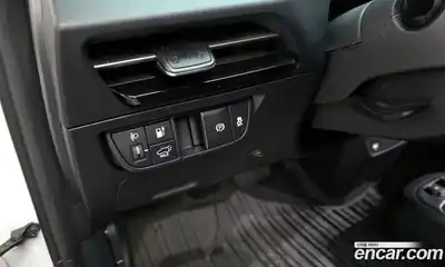 Kia EV6 2023 0.1 Автомат в Москве № 338457, миниатюра 7