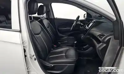 Chevrolet Spark 2022 1.0 Автомат в Москве № 38937, миниатюра 9