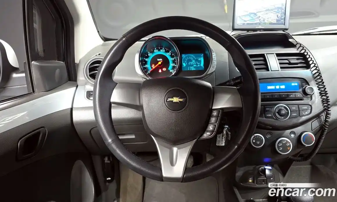 Chevrolet Spark 2014 1.0 Автомат в Москве № 39104, фото 16