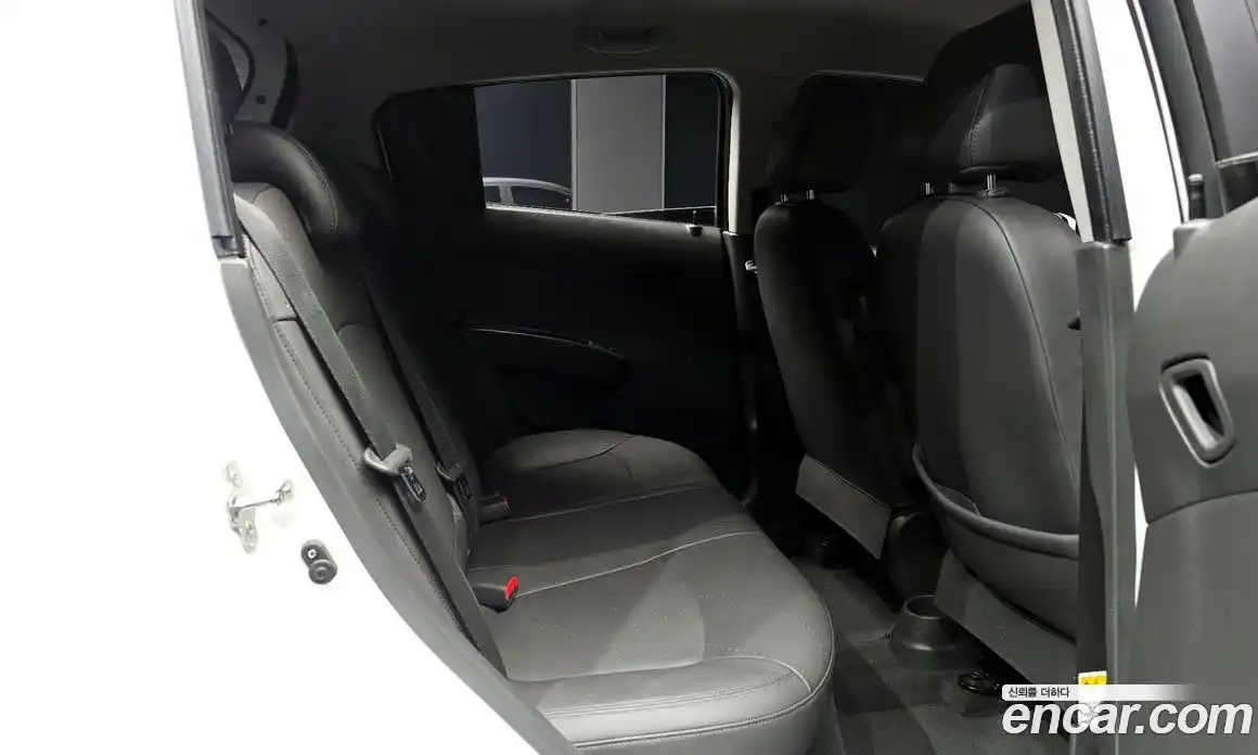 Chevrolet Spark 2014 1.0 Автомат в Москве № 39104, фото 19