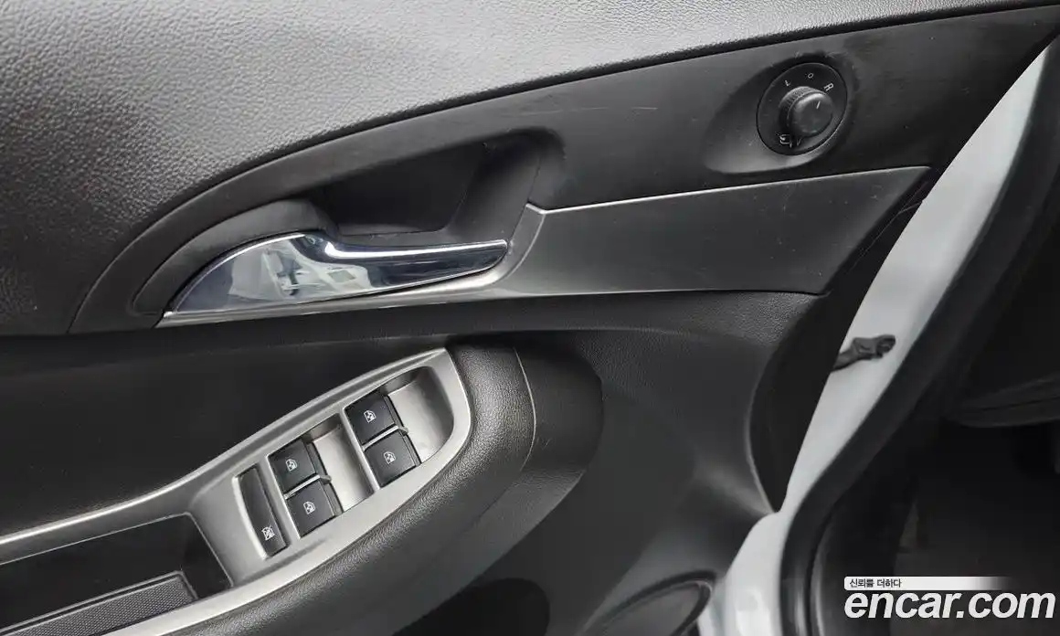 Chevrolet Orlando 2015 2.0 Автомат в Москве № 40623, фото 9