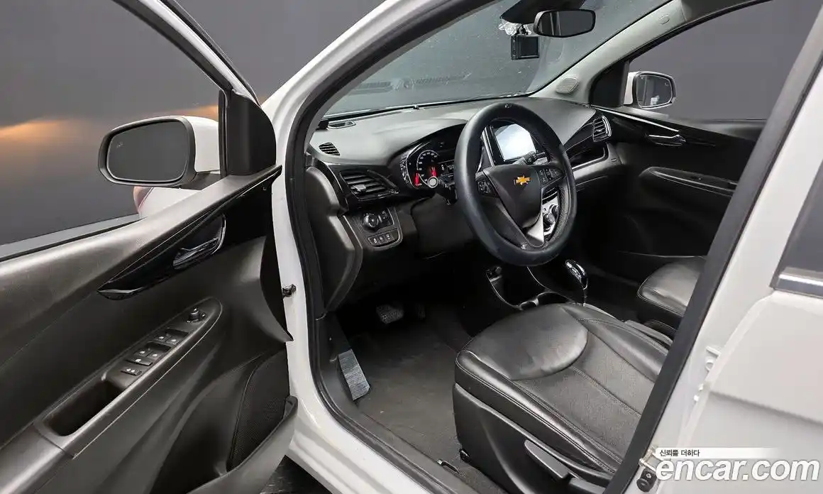 Chevrolet Spark 2016 1.0 Автомат в Москве № 41210, фото 13