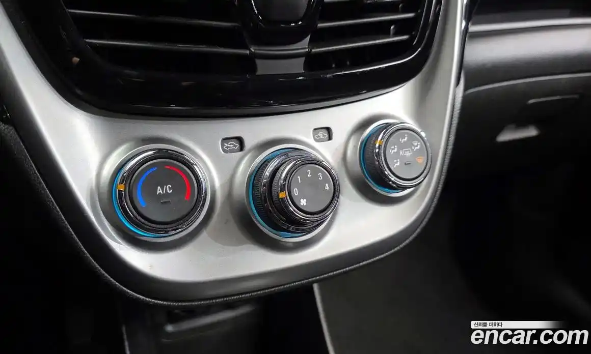 Chevrolet Spark 2016 1.0 Автомат в Москве № 41210, фото 17