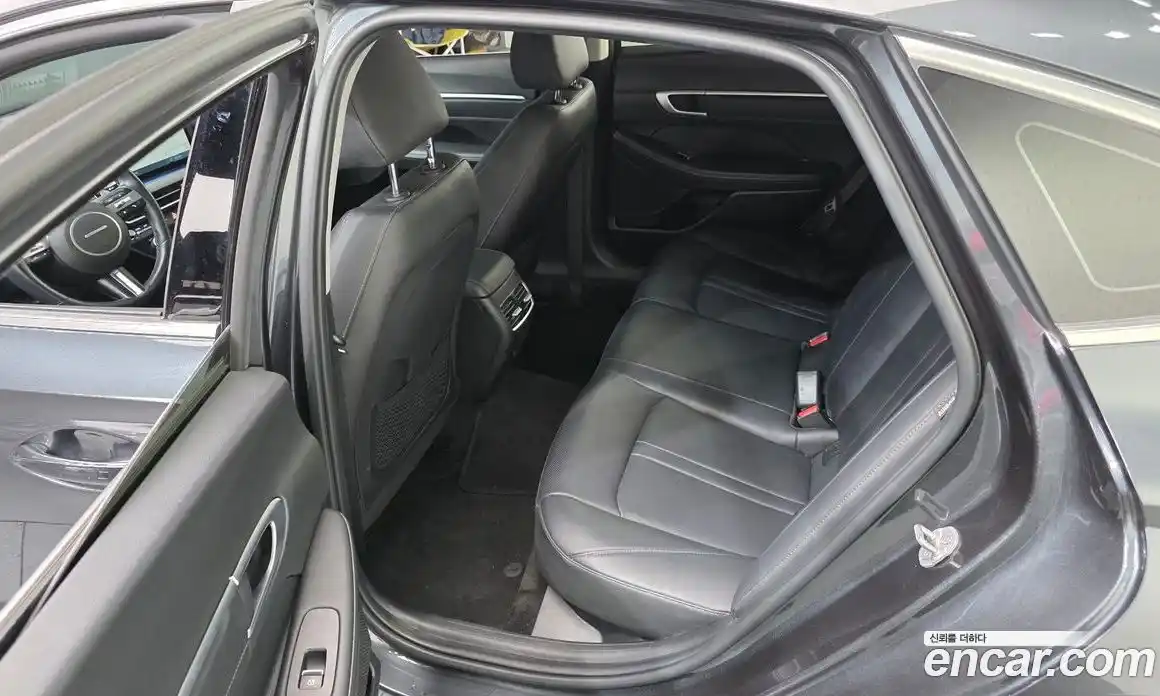 Hyundai Sonata 2024 2.0 Автомат в Москве № 43826, фото 3