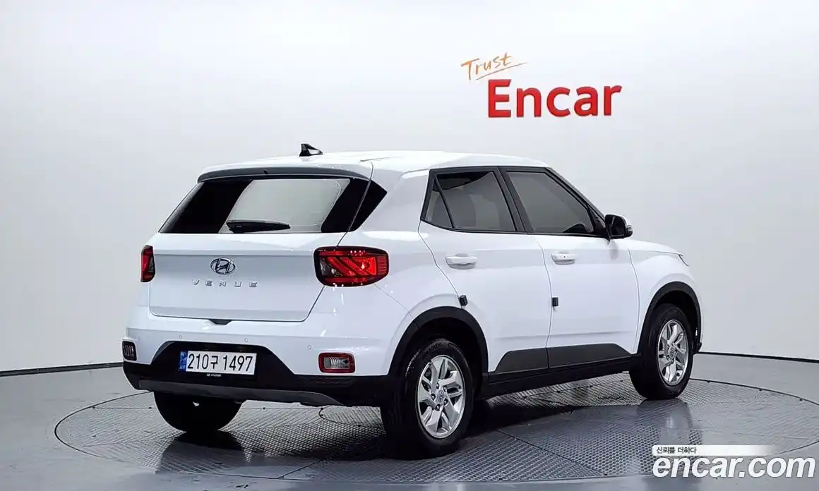 Hyundai Venue 2022 1.6 Автомат в Москве № 45746, фото 7