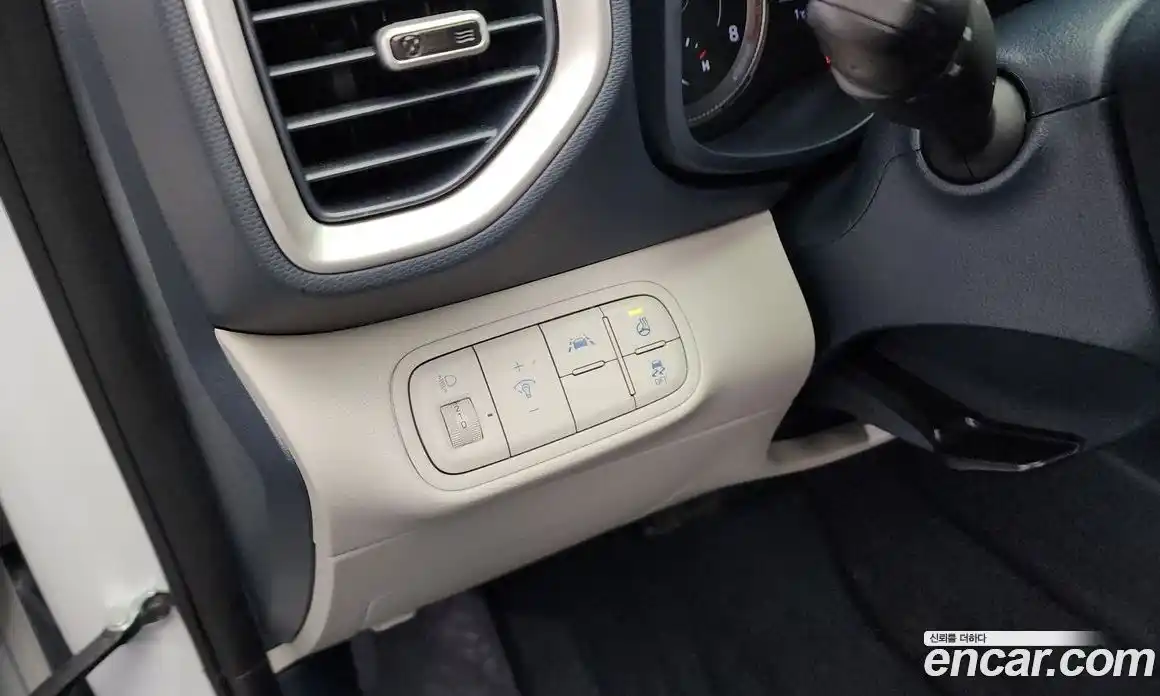 Hyundai Venue 2022 1.6 Автомат в Москве № 45746, фото 9