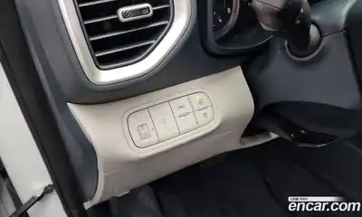 Hyundai Venue 2022 1.6 Автомат в Москве № 45746, миниатюра 9