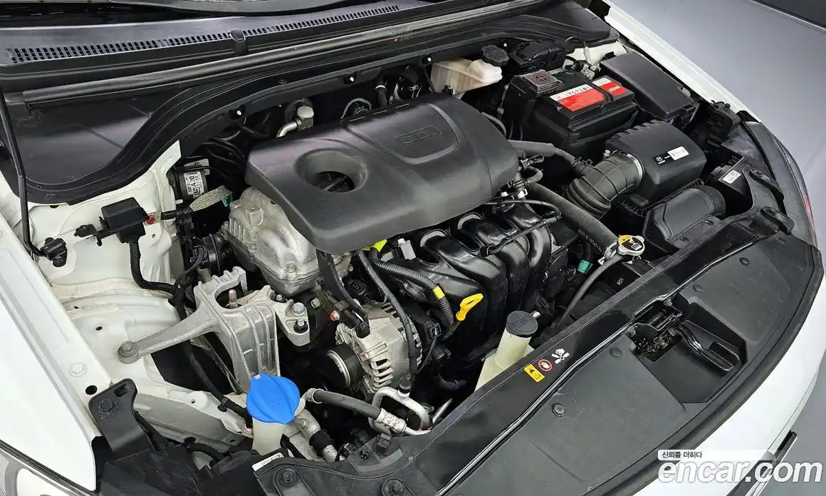 Hyundai Avante 2018 1.6 Автомат в Москве № 5074, фото 7