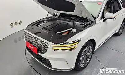 Genesis GV70 2022 0.1 Автомат в Москве № 57632, миниатюра 2