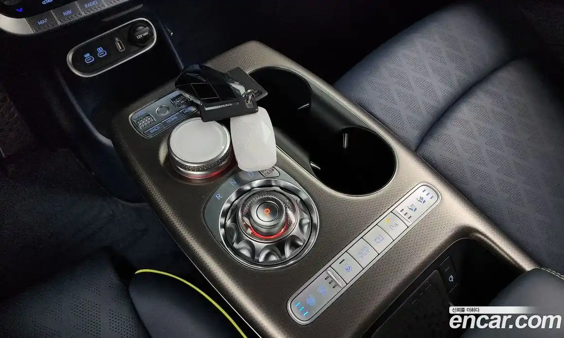 Genesis GV60 2023 0.1 Автомат в Москве № 58711, фото 12