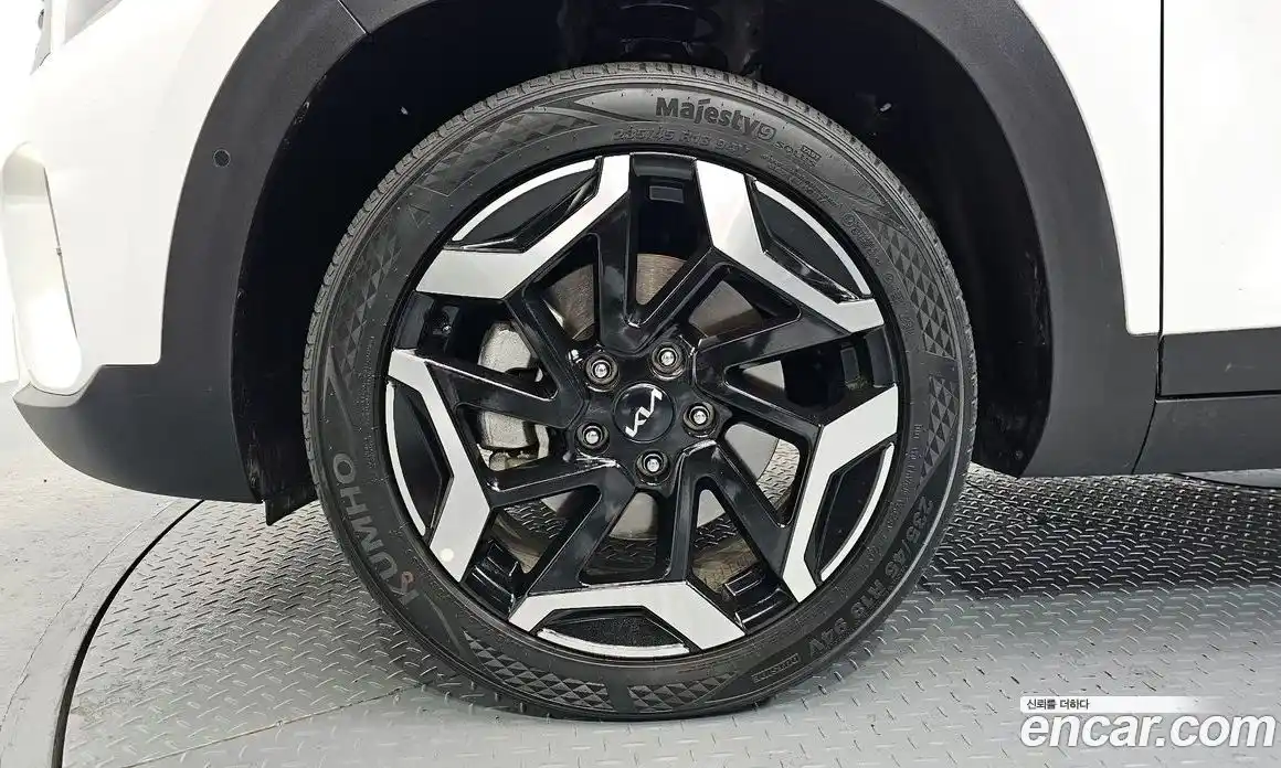 Kia Seltos 2024 1.6 Автомат в Москве № 74053, фото 13