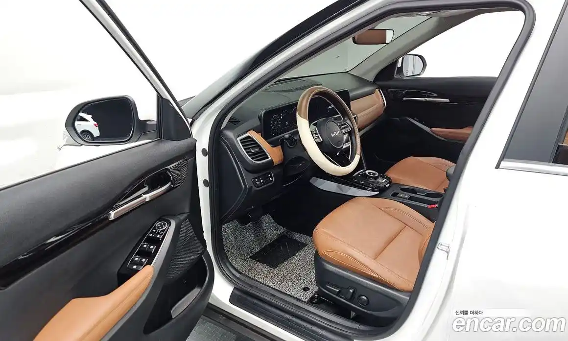 Kia Seltos 2024 1.6 Автомат в Москве № 74053, фото 3