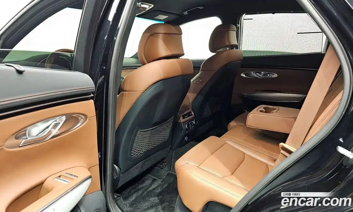 Genesis GV70 2023 2.5 Автомат в Москве № 81284, фото 14