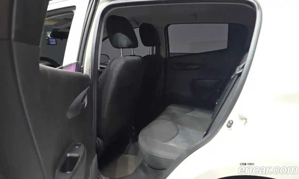 Chevrolet Spark 2016 1.0 Автомат в Москве № 103581, фото 11