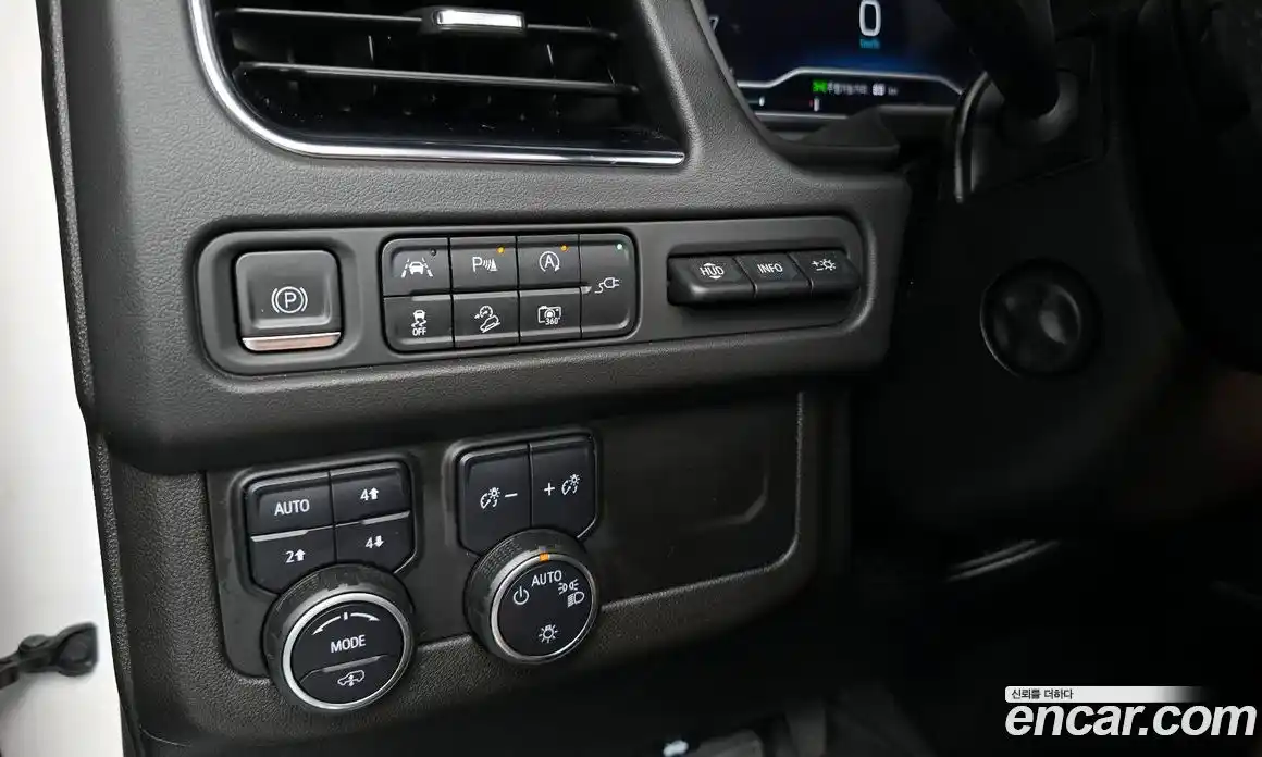 Chevrolet Tahoe 2022 6.2 Автомат в Москве № 104127, фото 1