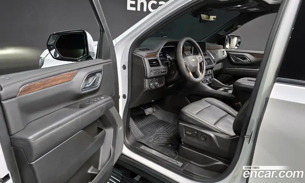 Chevrolet Tahoe 2022 6.2 Автомат в Москве № 104127, фото 20