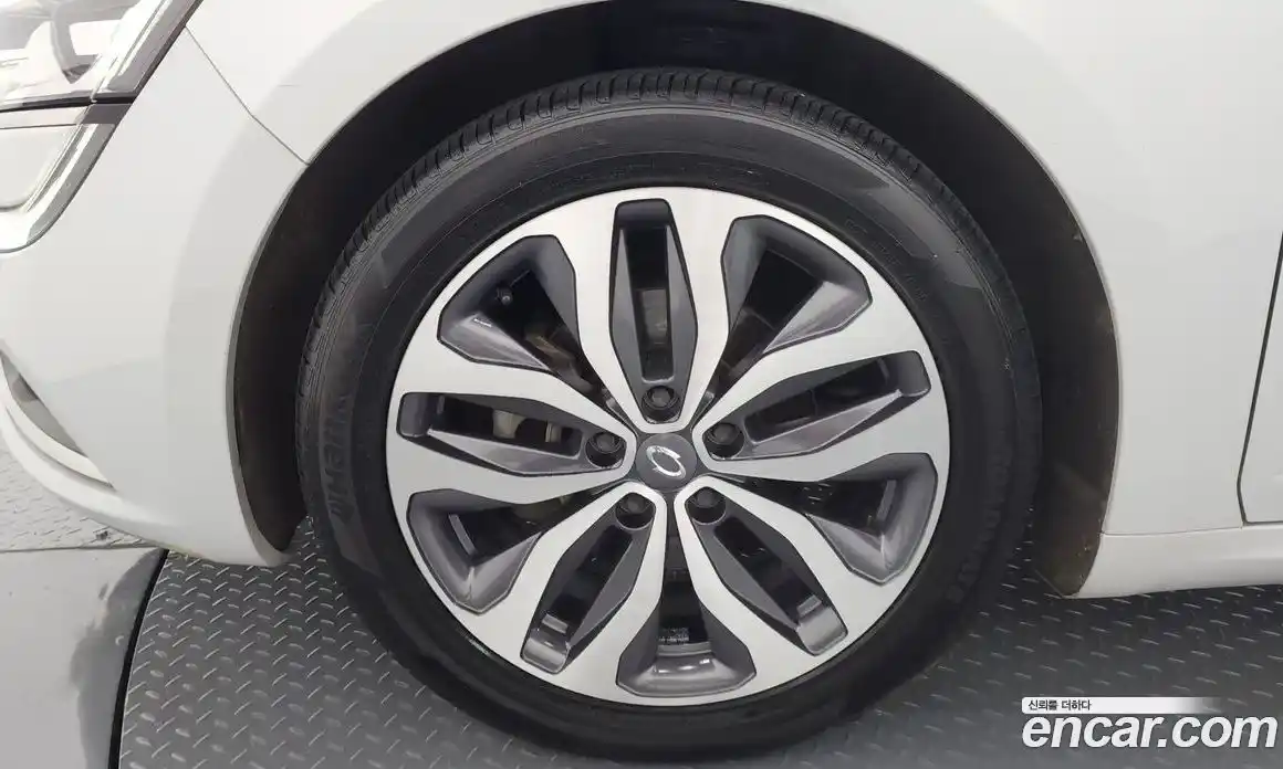 Renault SM6 2016 1.6 Автомат в Москве № 107151, фото 4