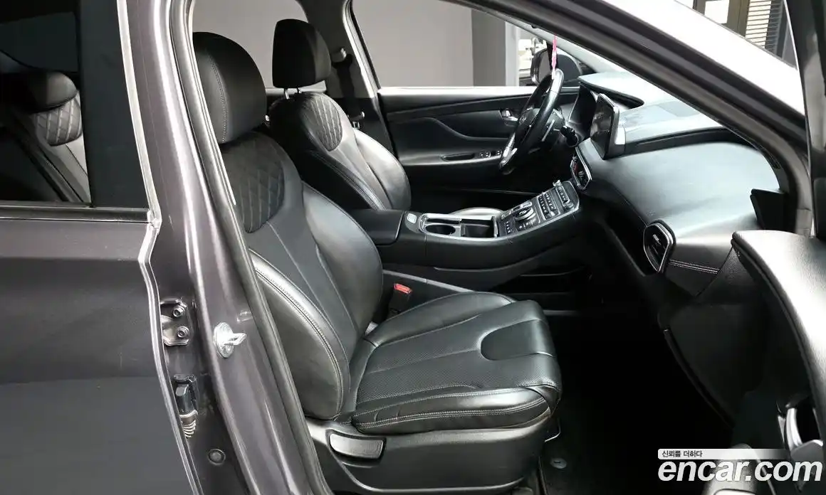 Hyundai Santa Fe 2021 2.2 Автомат в Москве № 111802, фото 8