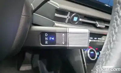 Hyundai Santa Fe 2024 1.6 Автомат в Москве № 111845, миниатюра 5